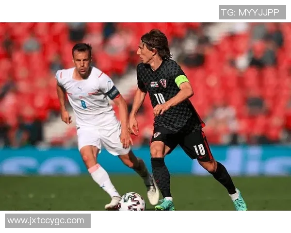 广州足球队转型之路：从传统强队到现代足球新标杆的深度解析